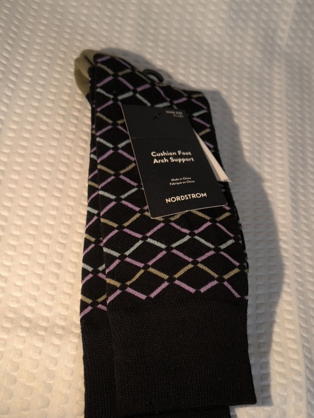 Nordstrom Men’s Black Argyle Socks with Purple and Olive Diamond Pattern